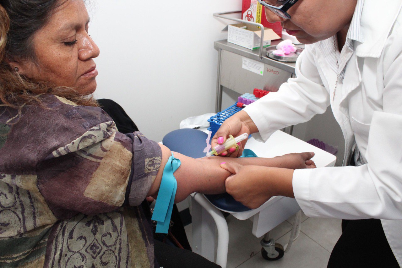Estos síntomas pueden ser señales de una infección grave, por lo que las autoridades recomiendan estar atentos y buscar atención médica de inmediato si se presentan.

Foto: Producción El Universal Puebla 