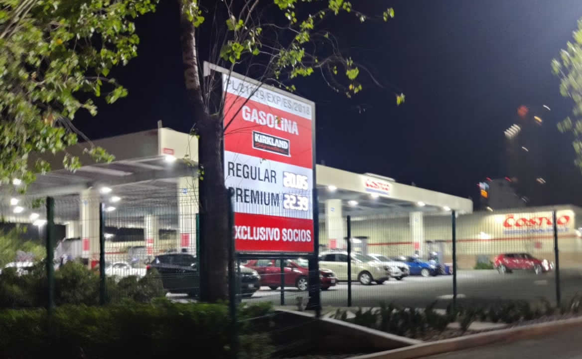 Cómo se compra gasolina en Costco