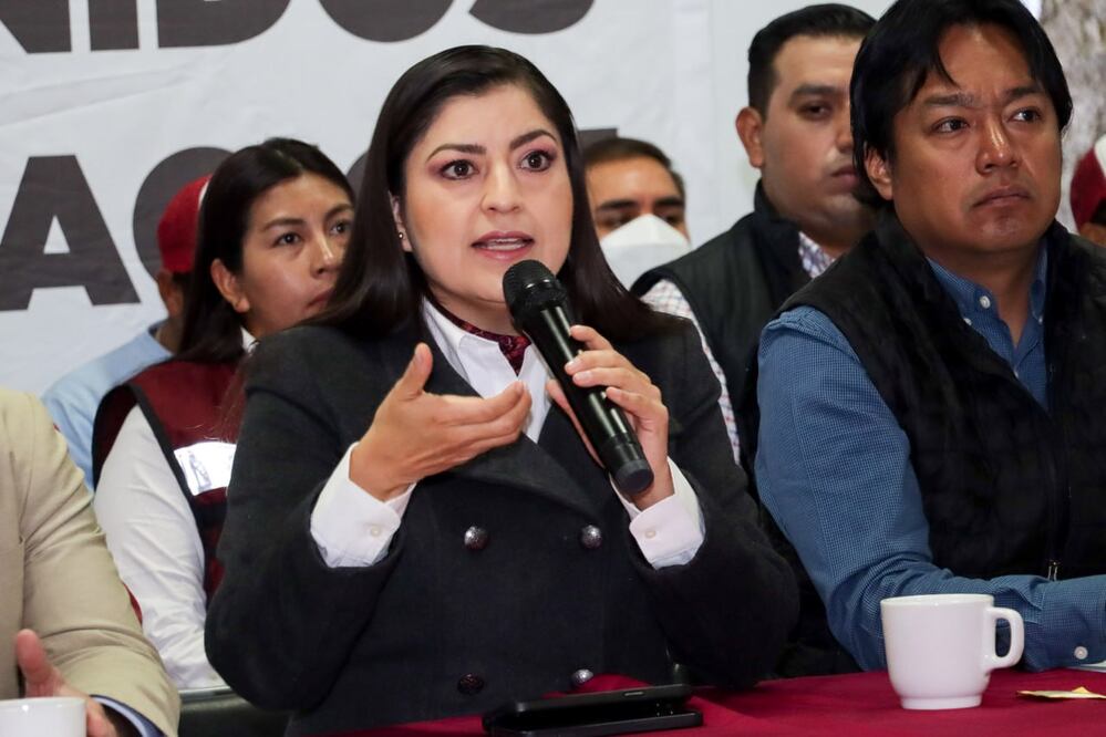 Claudia Rivera Vivanco difunde los puntos de acuerdos que desarrollará Claudia Sheinbaum | Foto: EsImagen
