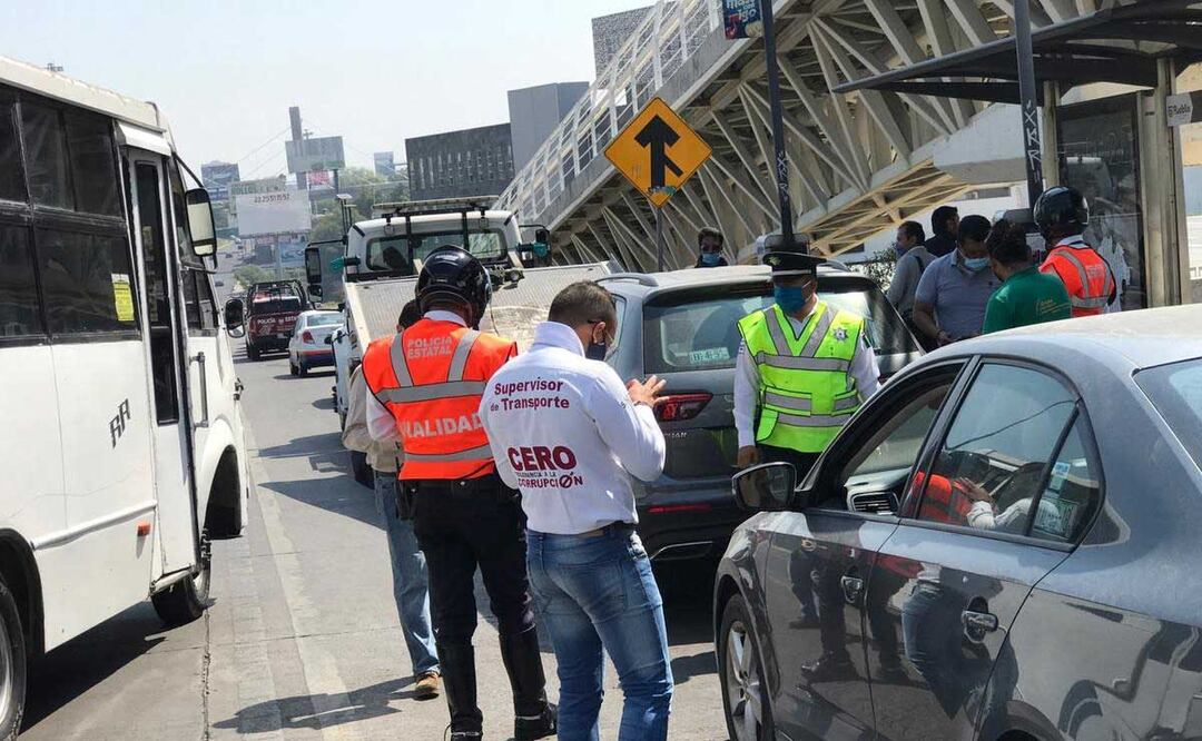 En unas semanas iniciarán los operativos para multar a quienes incumplan con verificación vehicular | FOTO: AGENCIA ES IMAGEN PARA EL UNIVERSAL PUEBLA