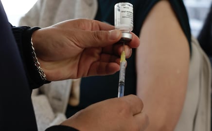 Piden a población vacunarse contra sarampión tras primer caso confirmado en Puebla