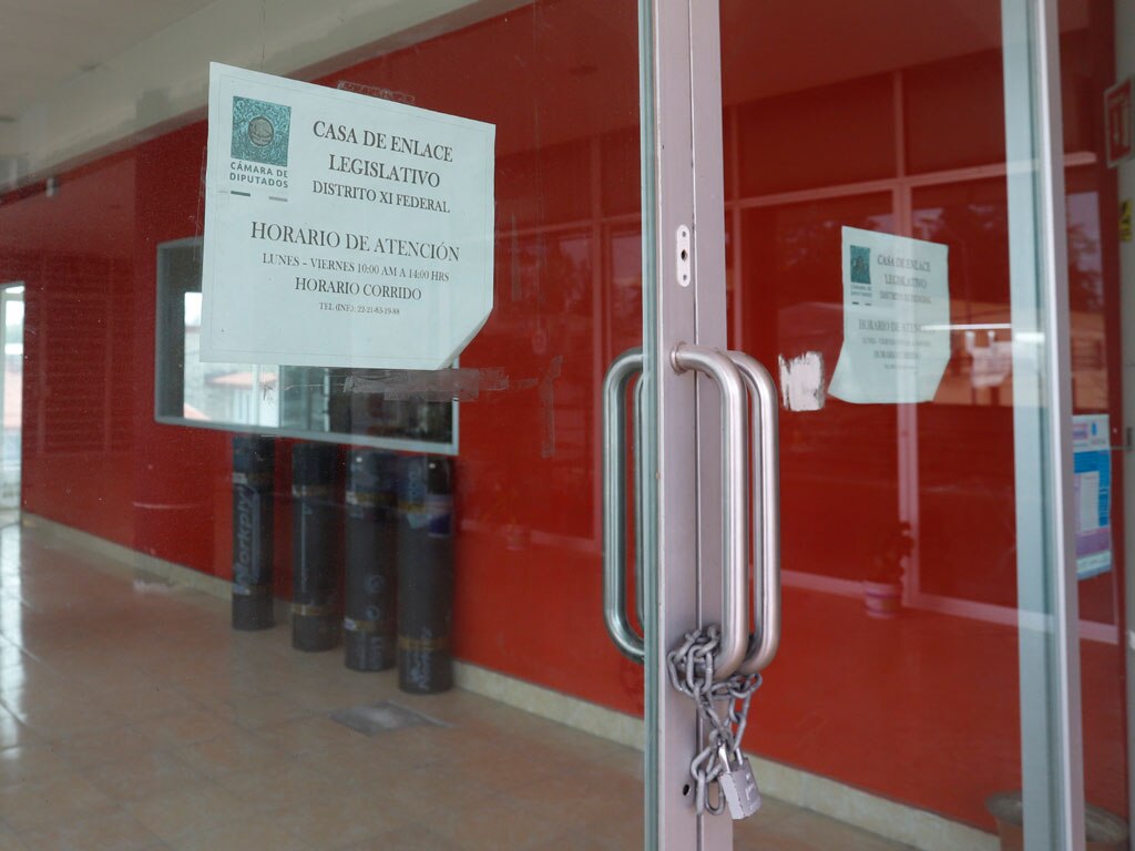 Sin operar la casa de gestión del diputado Saúl Huerta, en Puebla