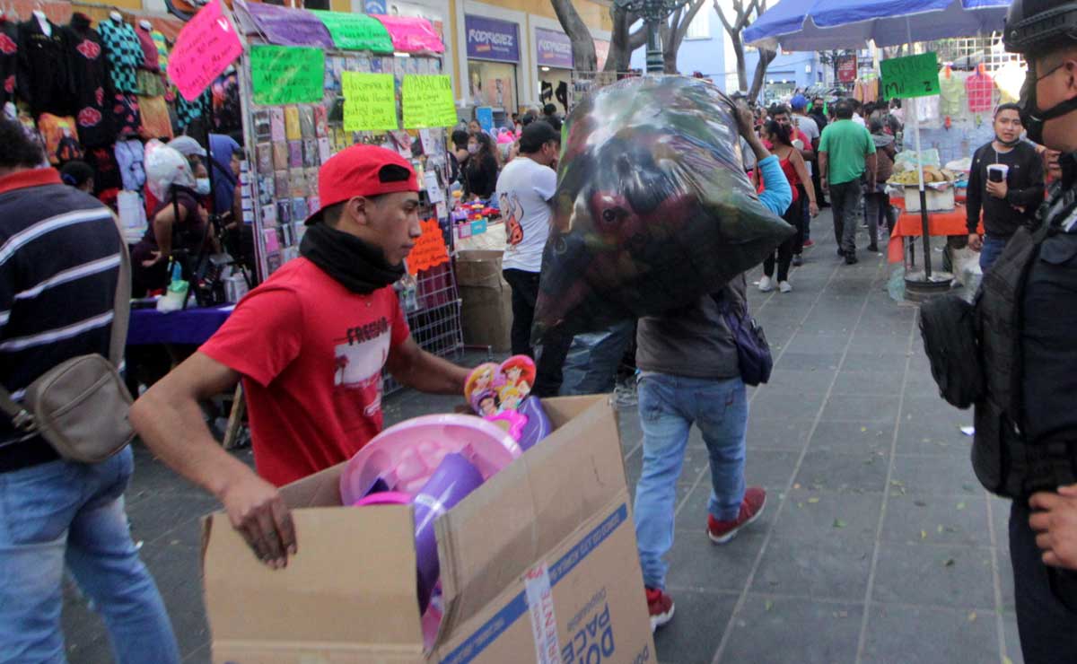 Habrá ambulantes en desfile del 5 de Mayo; les cobrarán $50 por permiso