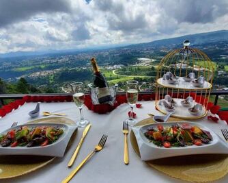 Descubre este increíble lugar para comer cerquita del cielo en Puebla