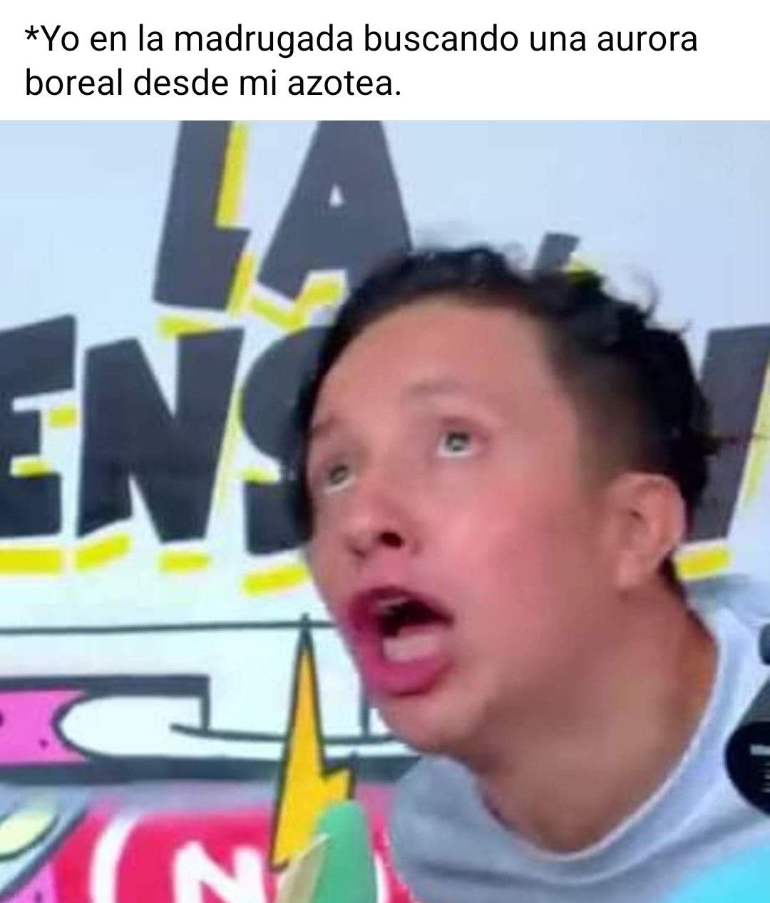 Las auroras boreales y los memes en Puebla / Foto: Redes sociales