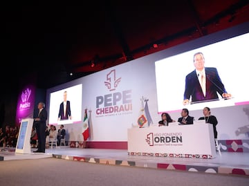 Pepe Chedraui rinde su primer informe; destina 115 mdp para atender crisis de baches