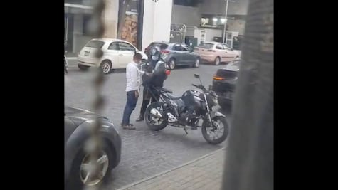 Captan a agente de tránsito recibiendo "mordida”