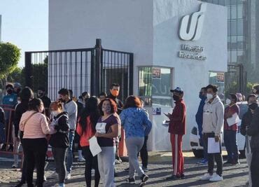 Egresados de la Universidad Interamericana denuncian retraso en la entrega de títulos