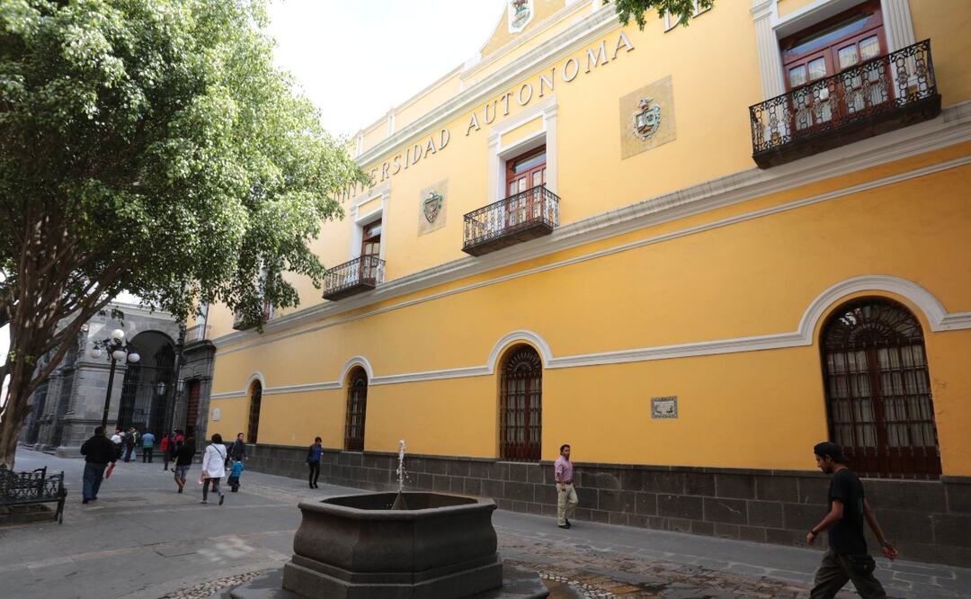La BUAP cuenta con sedes en el centro de la ciudad con un gran valor histórico y se ha enfocado en su conservación | FOTO: Agencia Es Imagen para El Universal Puebla