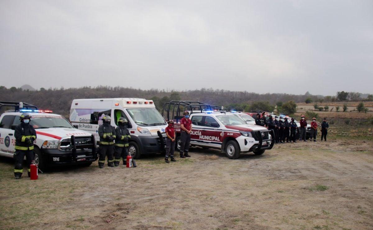 Autoridades poblanas encabezaron el recorrido de supervisión de la Ruta 2 de evacuación del volcán Popocatépetl para estar preparados en caso de contingencia | Foto: Agencia Es Imagen para El Universal Puebla