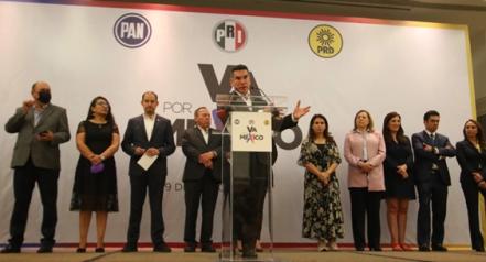 Con moratoria constitucional “Va por México” solo perjudica al pueblo: AMLO