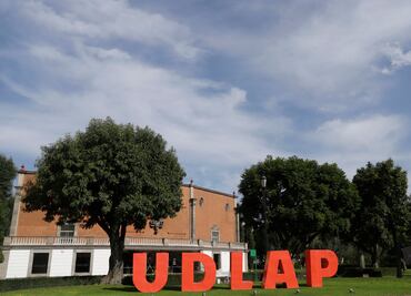Respalda personal administrativo de la UDLAP a Luis Ernesto Derbez