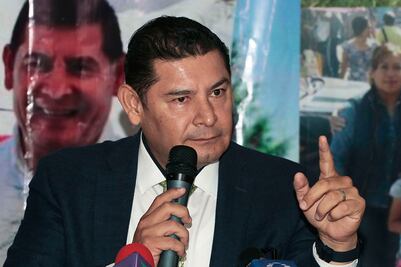 Llama Alejandro Armenta a la autocrítica en Morena Puebla