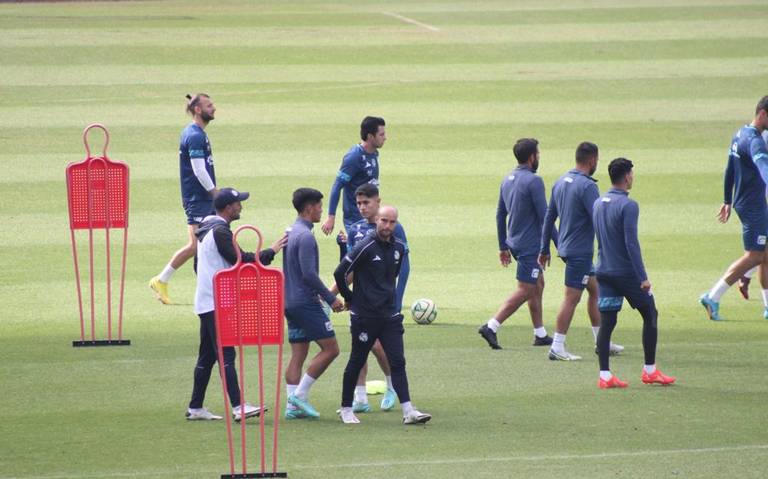 En sus últimos 10 partidos contra Puebla, los universitarios han ganado cuatro veces, mientras que Puebla ha obtenido tres victorias y han empatado en tres ocasiones.

Foto: Producción El Universal Puebla