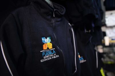 Más de un millón de uniformes escolares se distribuirán en Puebla