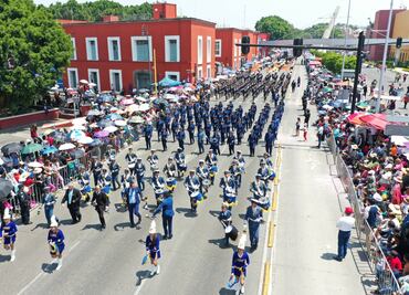 ¿Cuál fue el primer Centro Escolar que se construyó en Puebla?