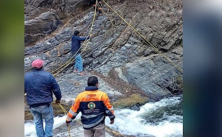 Rescatan cadáver de turista que se ahogó en cascadas de Tulimán en Zacatlán