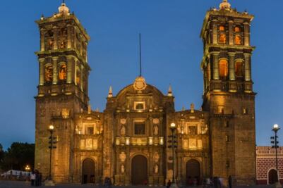 ¿Cuánto cobran por una boda en la Catedral de Puebla?