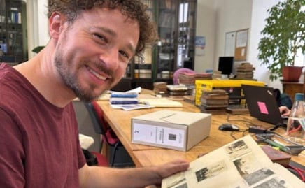 FOTOS. Luisito Comunica descubre que su bisabuelo era youtuber en 1920