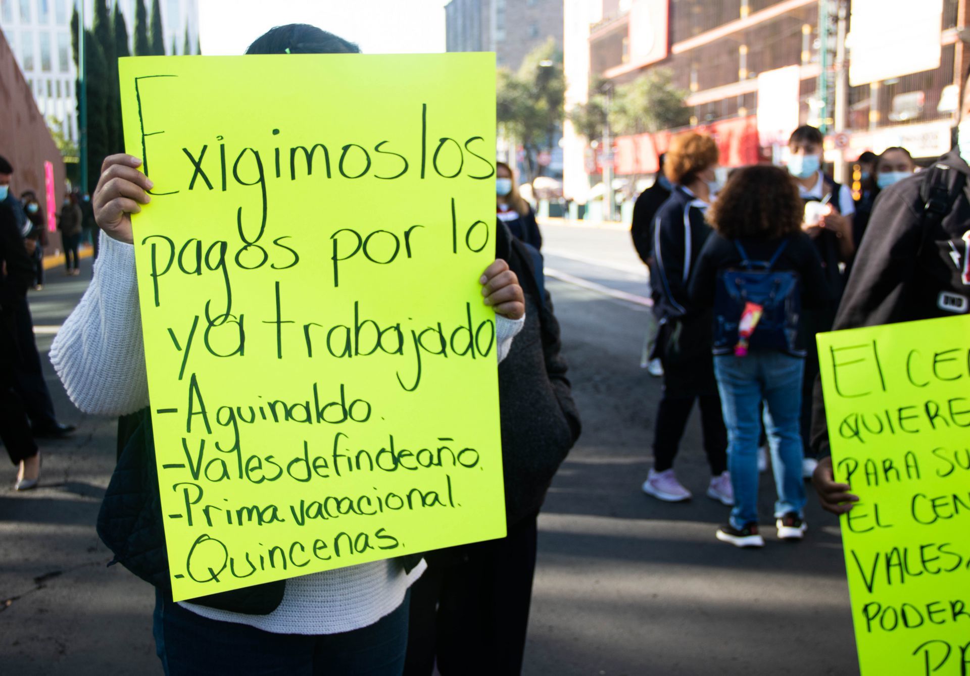 El aguinaldo debe pagarse antes del 20 de diciembre. Foto: Cuartoscuro