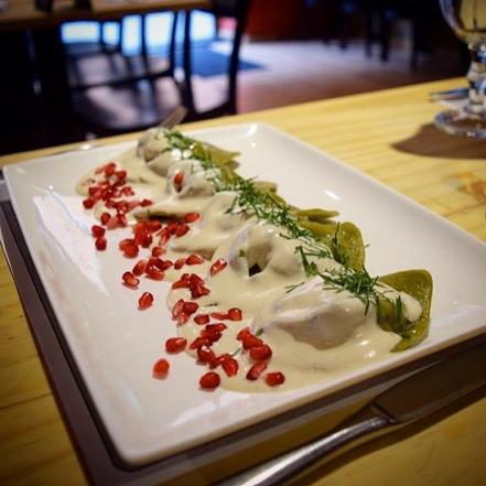 El multiverso de los chiles en nogada. Las 50 formas más insólitas de comer este platillo. Parte 2
