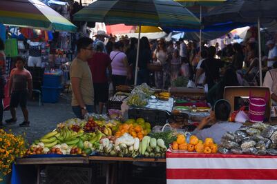 Aumento en los precios de alimentos sigue impulsando a la inflación