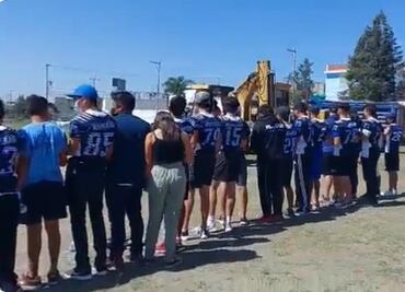 Gobierno de Cuautlancingo desaloja a deportistas que entrenan en los Campos Xelhua