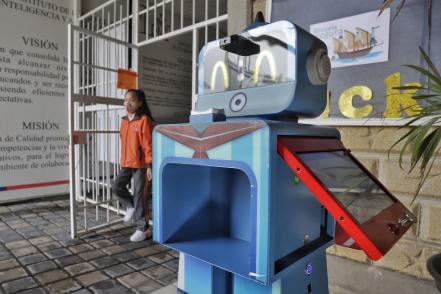 Benebot, el robot que detecta Covid en alumnos de Puebla