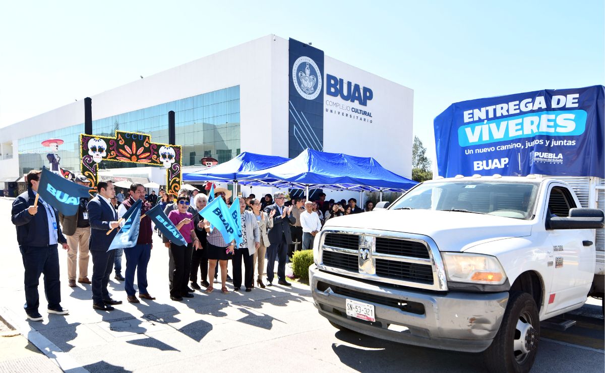 BUAP entrega 60 toneladas de víveres al SEDIF para población damnificada