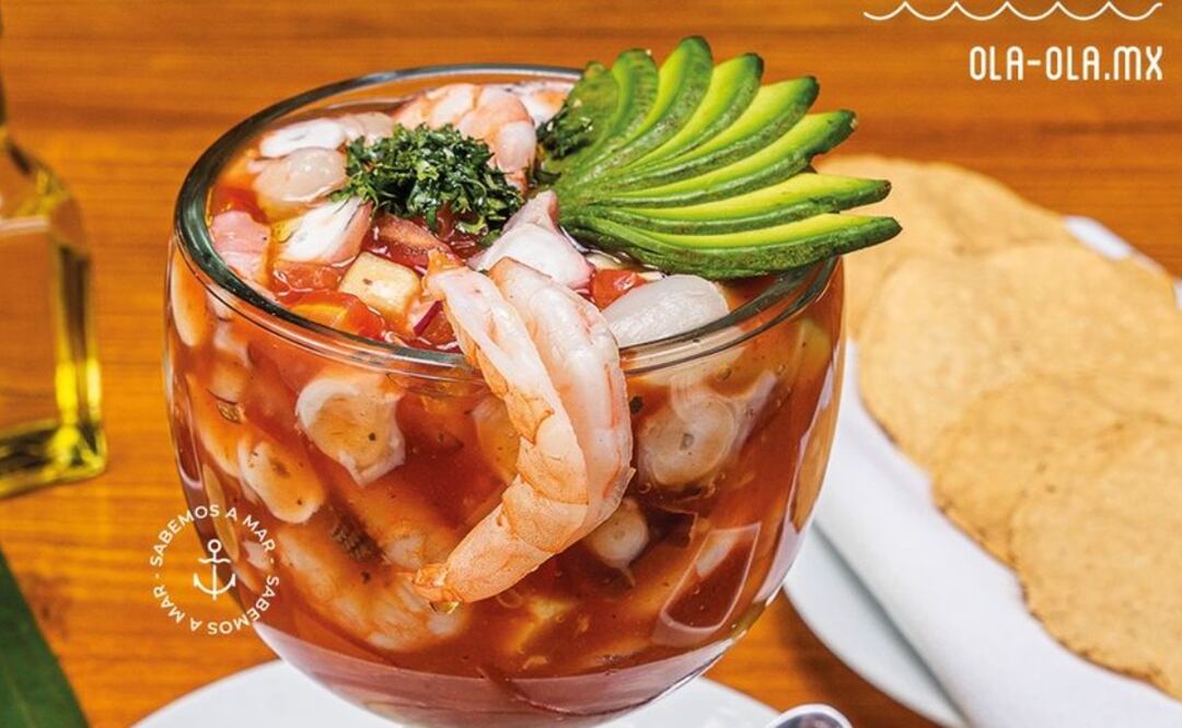 Si buscas cocteles de mariscos en Puebla aquí tenemos algunas buenas recomendaciones | Foto: Facebook La Ola