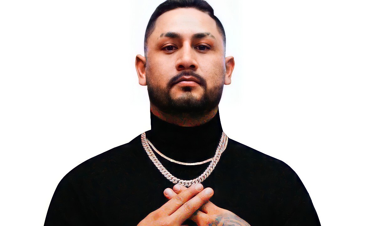 Productor ejecutivo Alex Vargas Galvan “les enseño a mis artistas a invertir en sus carreras”