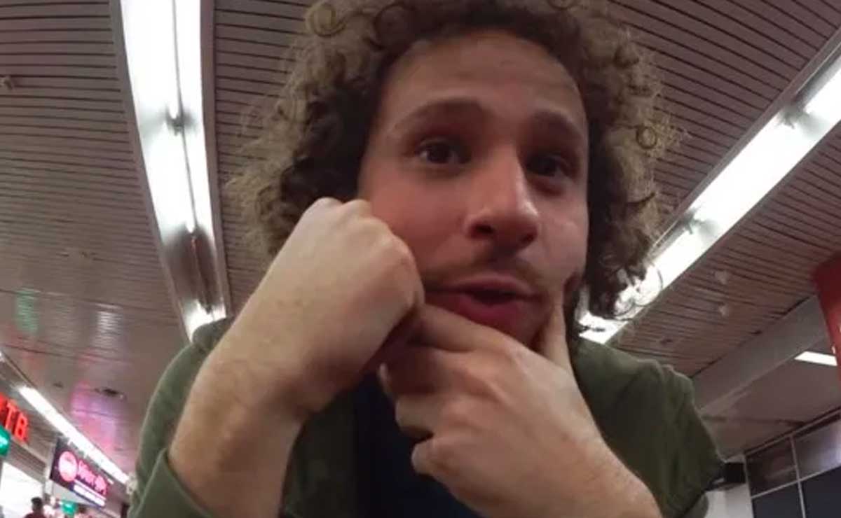 Luisito Comunica vs Viva Aerobus