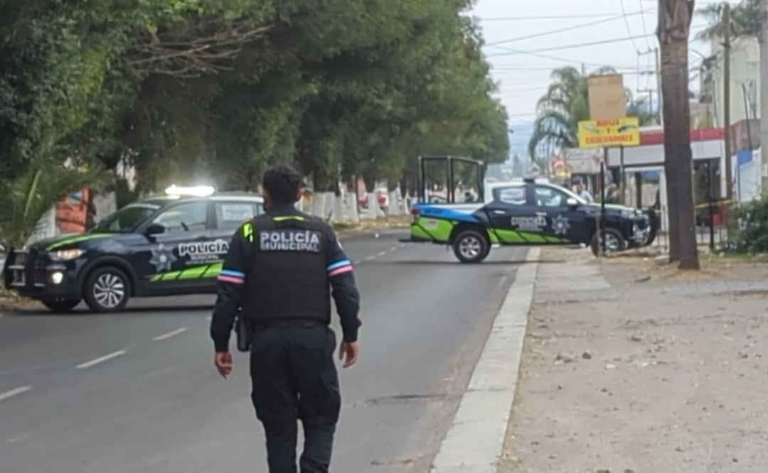 Vecinos de San Sebastián de Aparicio capturaron a un presunto ladrón, por lo que le propinaron una brutal golpiza. | Foto: Agencia Es Imagen para El Universal Puebla
