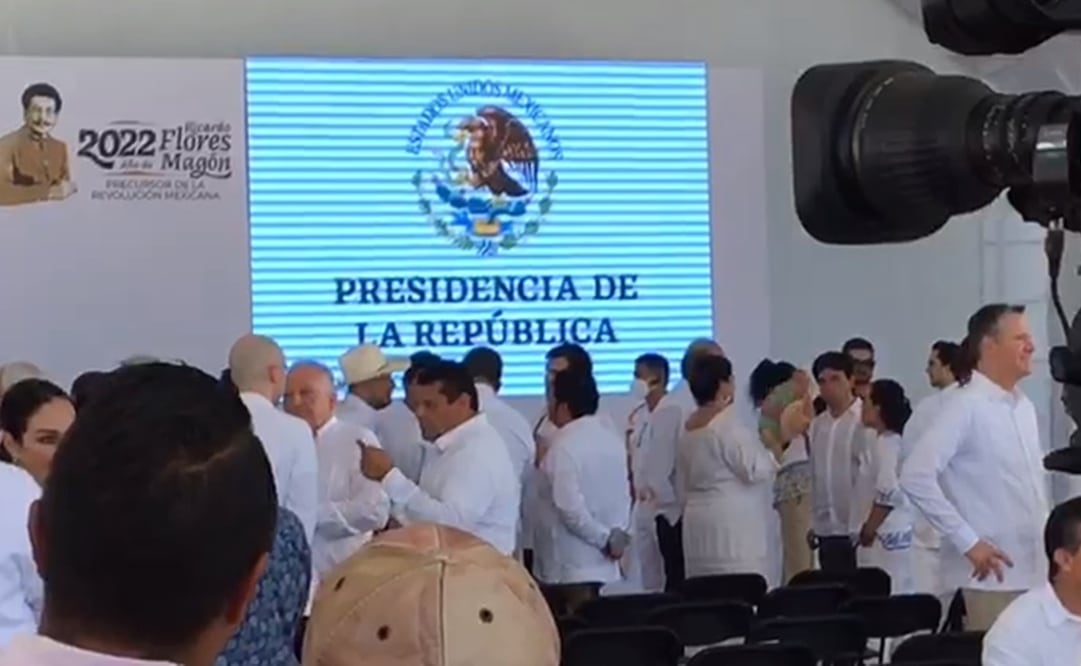 Carlos Slim, Francisco Cervantes y gobernadores priistas entre los invitados a la inauguración de Dos Bocas. Foto: Especial