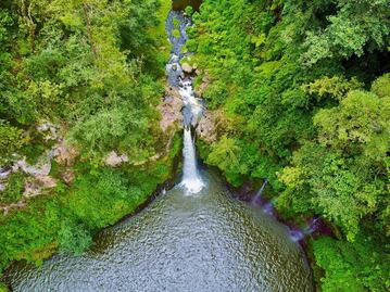 En este Pueblo Mágico de Puebla hay una enigmática cascada, descúbrela
