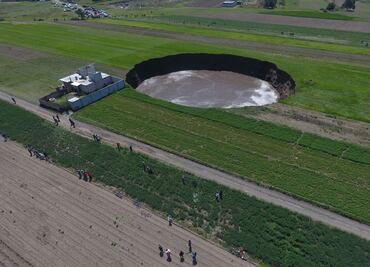 ¿Será? Dice Barbosa que socavón podría ser un manantial