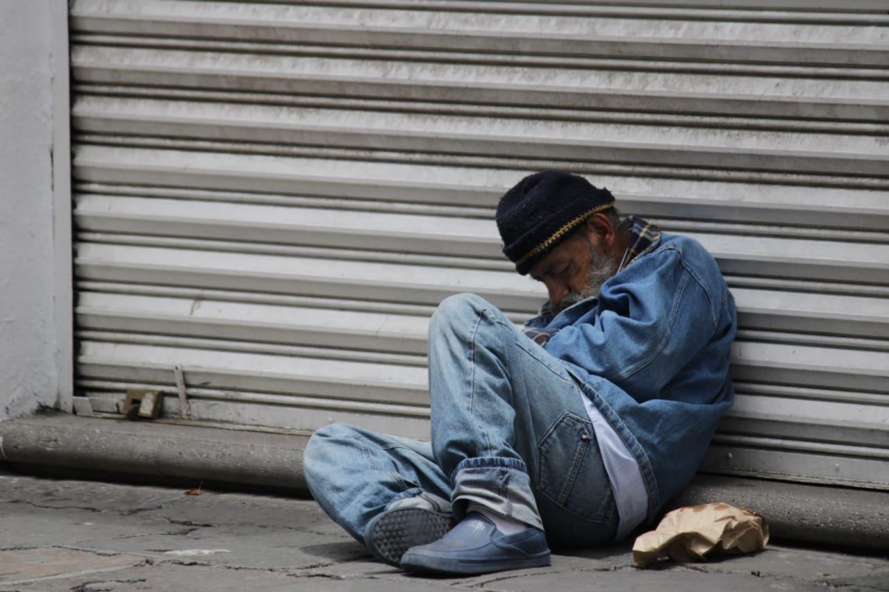 Indigentes en Puebla, los más vulnerables en temporada invernal