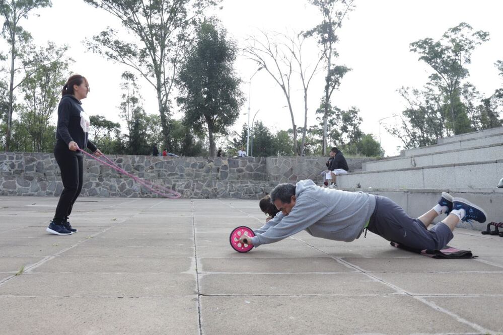 Hacer ejercicio es uno de los propósitos más comunes que suele durar unas semanas | Agencia Es Imagen para El Universal Puebla