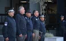 VIDEO Rinden homenaje a comandante Alfonso Torres por 50 años de servicio  