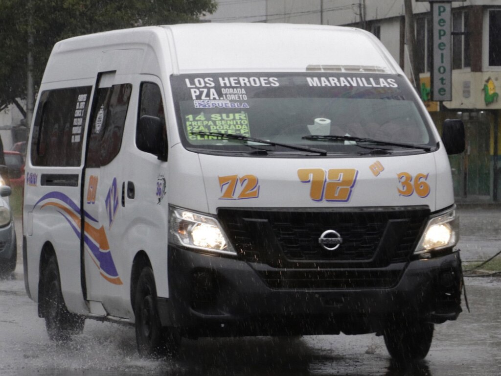 Por tercera ola reforzarán operativos en transporte público de Puebla
