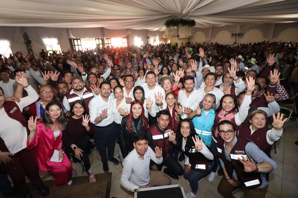 Alejandro Armenta y la dirigencia de Morena estuvieron en Tecamachalco | Foto: Especial