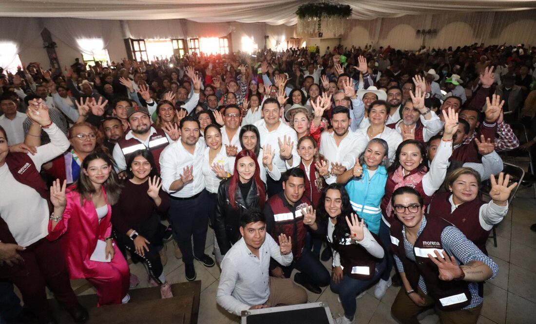 Alejandro Armenta y la dirigencia de Morena estuvieron en Tecamachalco | Foto: Especial