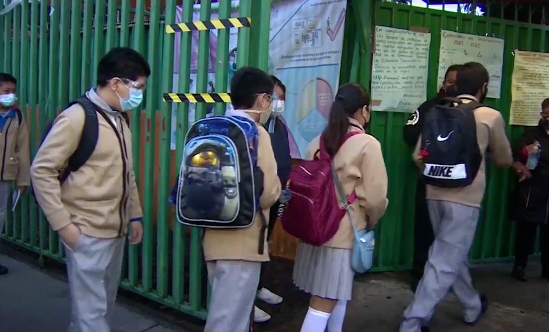 Hace apenas una semana se celebraron las fiestas patrias el 15 y 16 de septiembre, lo que también resultó en la suspensión de actividades escolares.
Foto: Producción El Universal Puebla