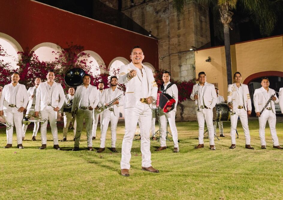 Edwin Luna y La Trakalosa / Foto: facebook.com/BandaTrakalosa1