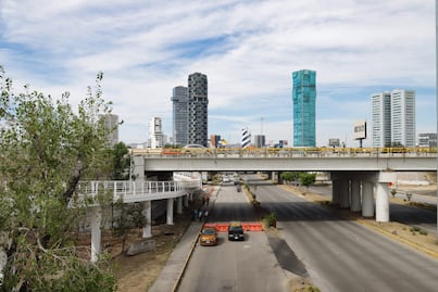 Por obras, reducirán carriles en Vía Atlixcáyotl y Periférico Ecológico; aquí las vías alternas