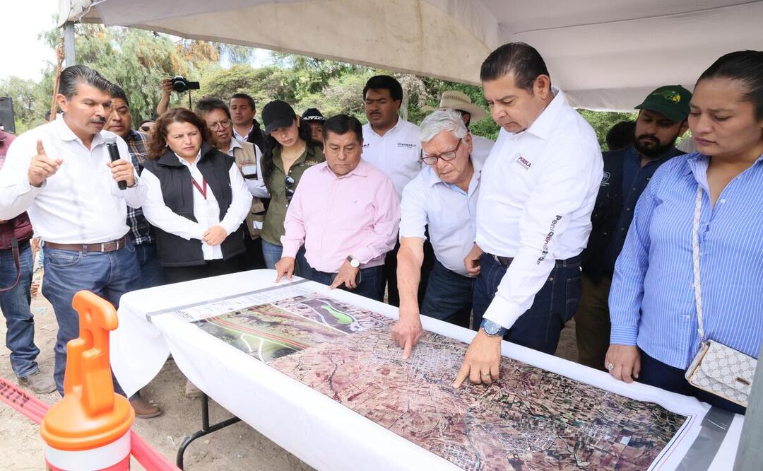 Las acciones contemplan la construcción de colectores, plantas de tratamiento, drenaje sanitario al lado de las barrancas para evitar la contaminación del agua | Foto: Gobierno del Estado
