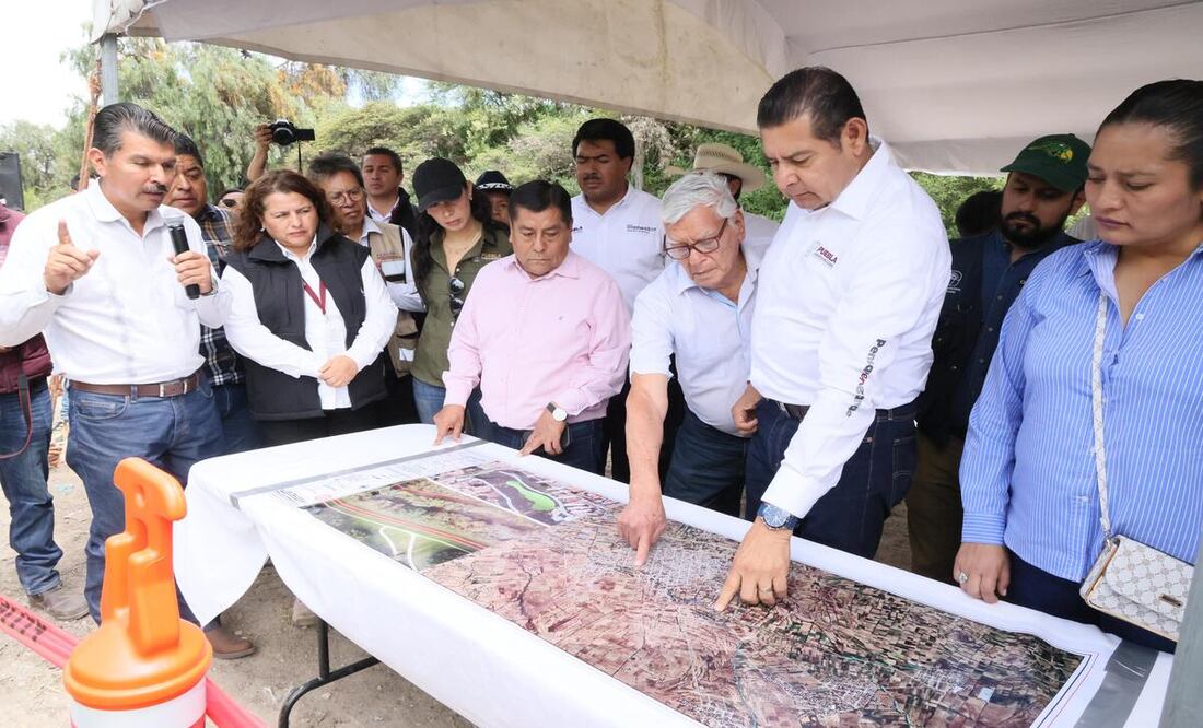 Las acciones contemplan la construcción de colectores, plantas de tratamiento, drenaje sanitario al lado de las barrancas para evitar la contaminación del agua | Foto: Gobierno del Estado