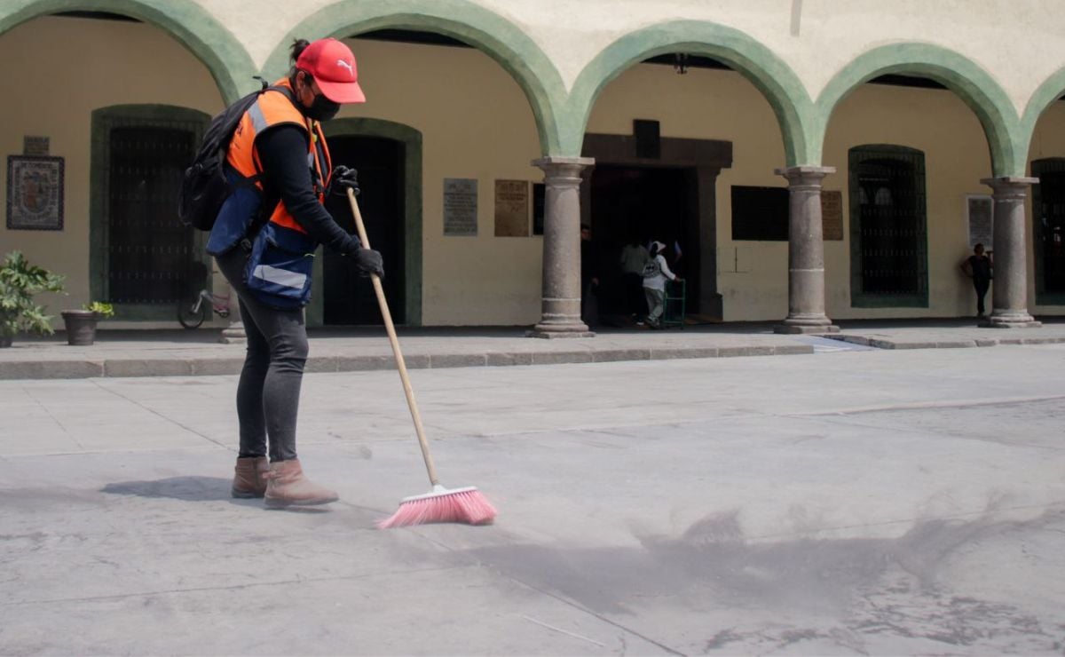 Cosas que han hecho los poblanos con la ceniza del Popocatépetl