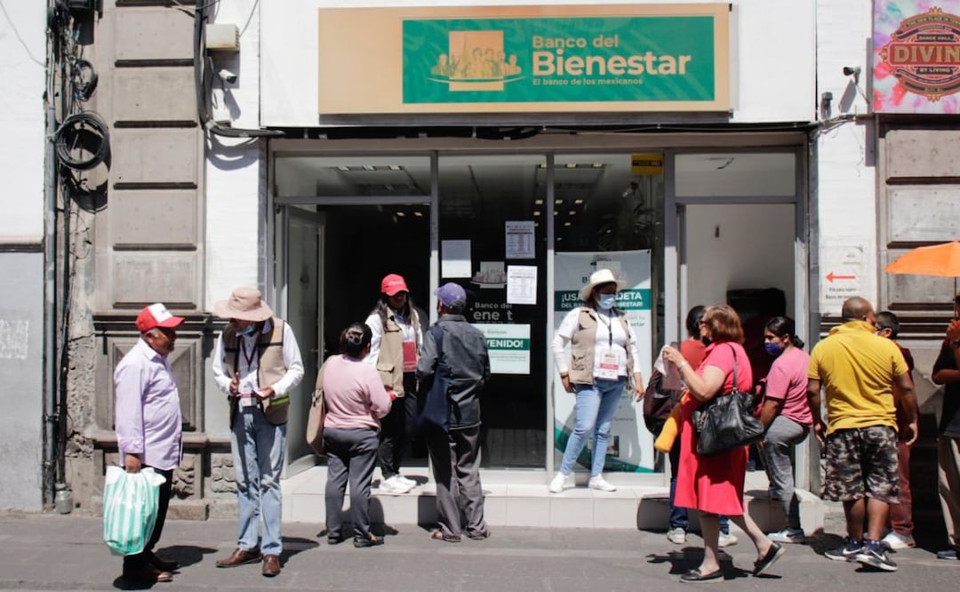 Puebla no está exenta del saqueo a cuentas del Banco del Bienestar, lamentablemente las principales víctimas son adultos mayores | Foto: Agencia Es Imagen para El Universal Puebla