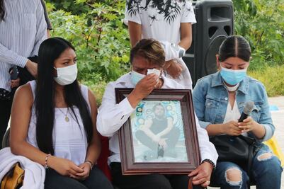 #JusticiaParaCarlos Familiares protestan para ampliar investigación